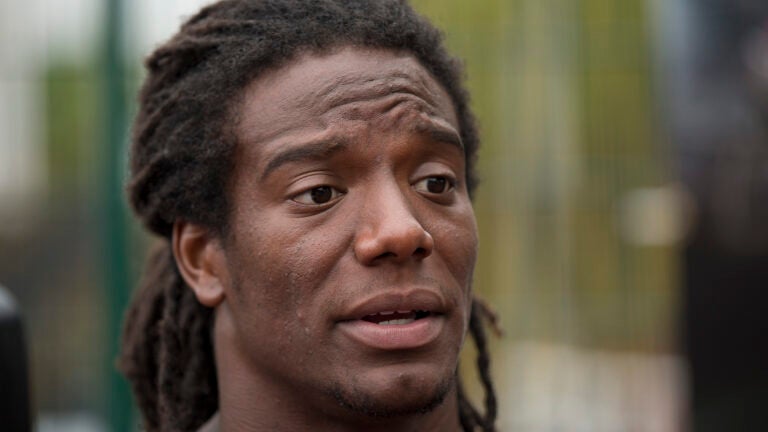 Ex-Patriots player Sergio Brown in custody in mother’s death – United ...