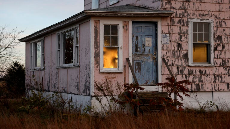 Public responds to surprise news of possible Pink House demolition - Vimarsana News
