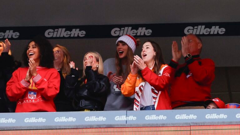 Taylor Swift at Gillette Stadium for Patriots-Chiefs game