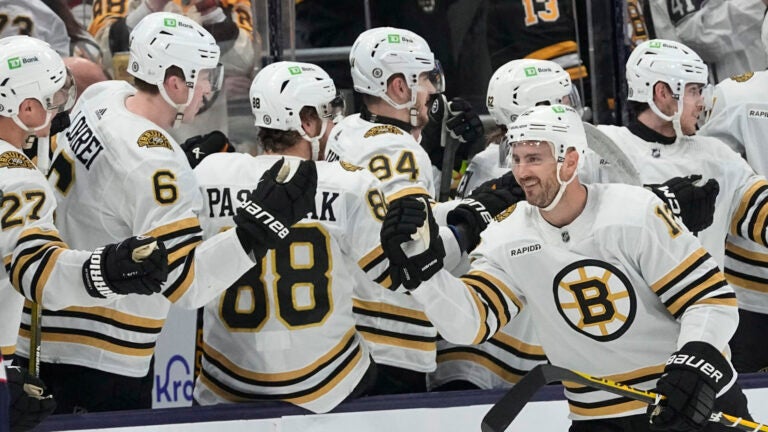 Торт хоккейный Boston Bruins