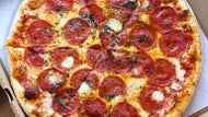 Only Mass. restaurant on Yelp's top 100 is Newbury St. pizza place