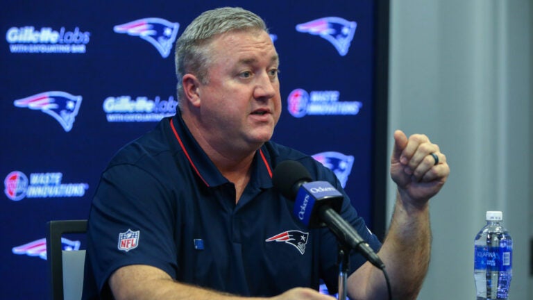 What offense is Alex Van Pelt looking to install with 2024 Patriots?