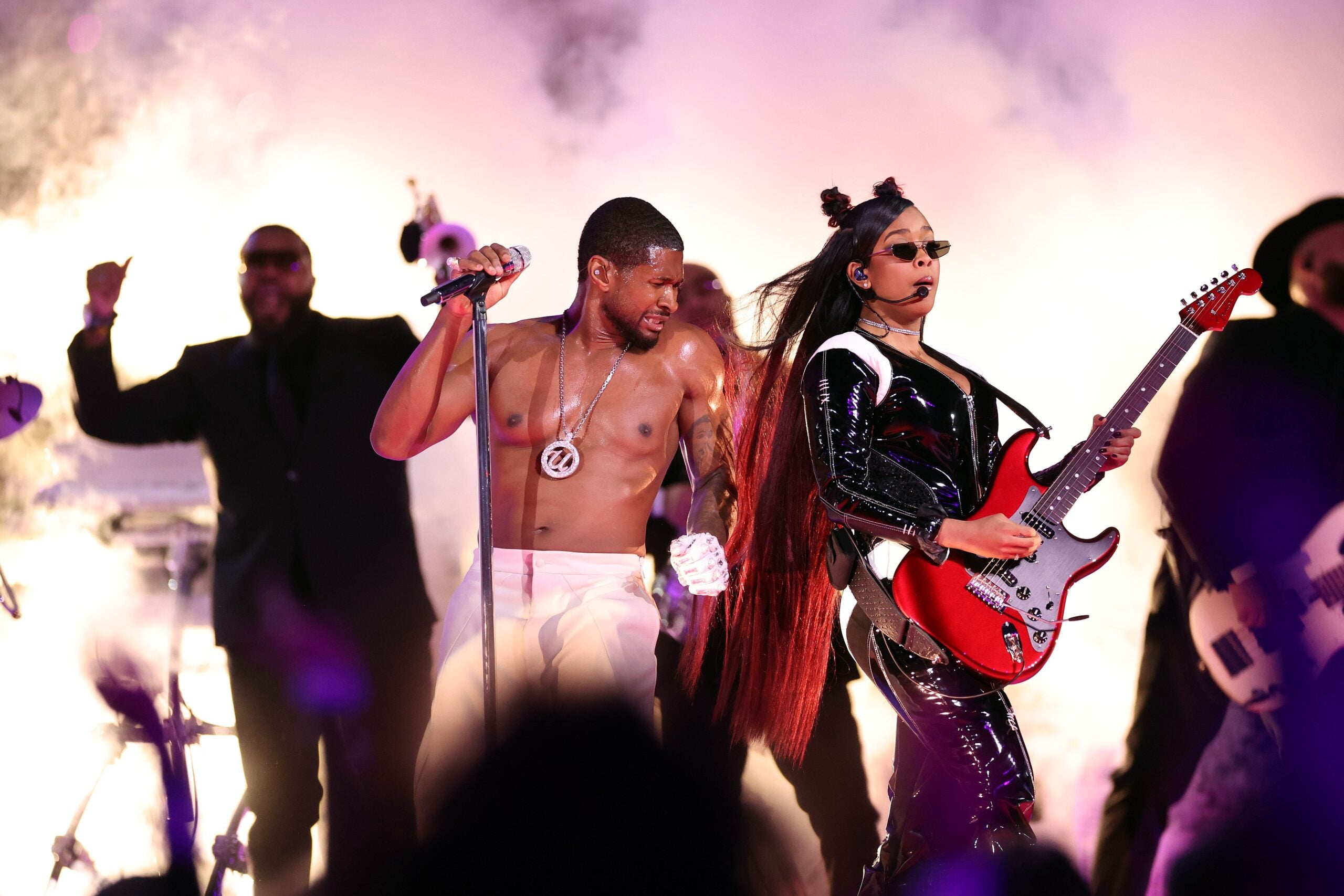 Super Bowl 2024: Watch Usher's full halftime show performance