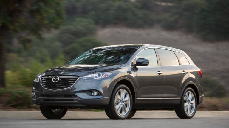 John Paul, AAA Northeast's Car Doctor, answers a question about engine oil from the owner of a 2014 Mazda CX-9.