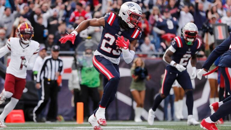 Jerod Mayo said the Patriots are still aiming to sign Kyle Dugger to a long-term deal