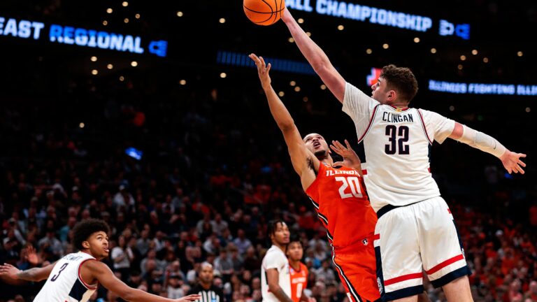 Donovan Clingan dominates and UConn roars past Illinois and back into Final Four
