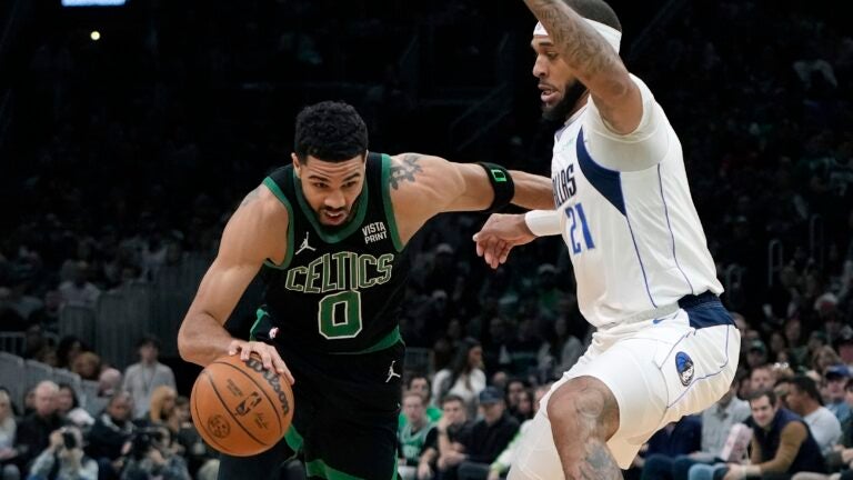 Jayson Tatum, Celtics Rout Mavericks 138-110 For 10th Straight Win