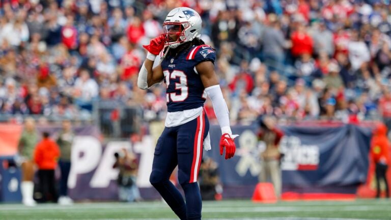 Kyle Dugger reportedly still ‘dissatisfied’ with receiving transition tag from Patriots