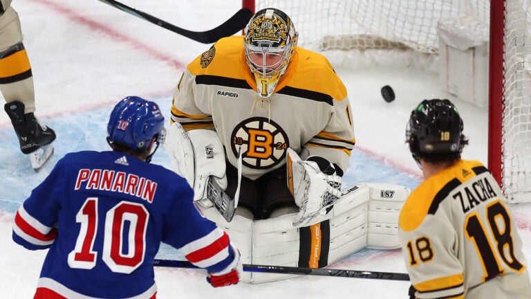 Takeaways: Bruins succumb to lapses and ineffective checking vs. Rangers