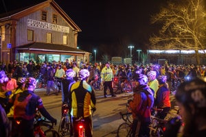 Cyclists gear up for annual Boston Marathon midnight bike ride | Boston.com