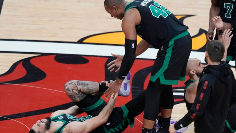 Jayson Tatum Al Horford Celtics Heat