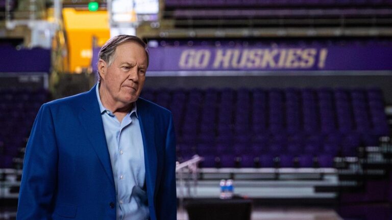 Bill Belichick visits University of Washington as keynote speaker at coaching clinic Bill Belichick visits University of Washington as keynote speaker at coaching clinic