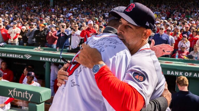 Dave McCarty, 11-year MLB vet and member of the 2004 Red Sox, dies at 54