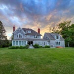 dan-fogelberg-maine-home-exterior