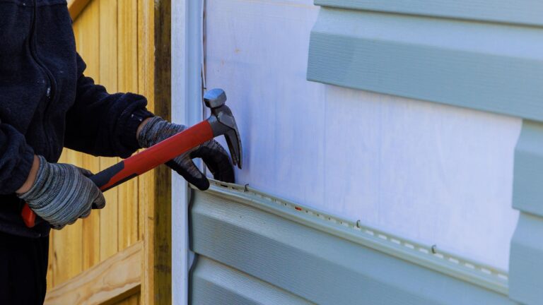 How to Remove Paint from Vinyl Siding: Expert Tips & Tricks