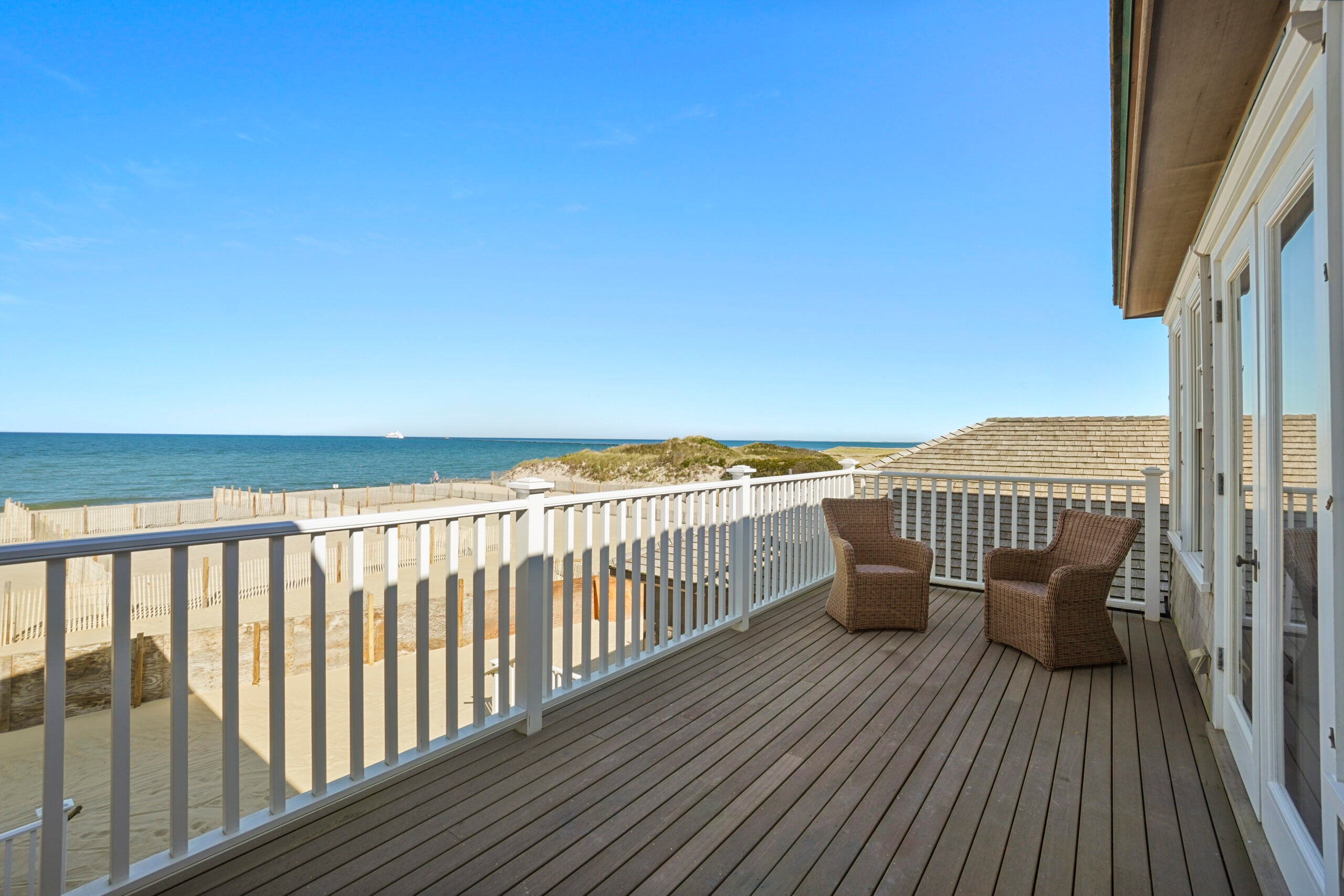 41-jefferson-ave-nantucket-deck