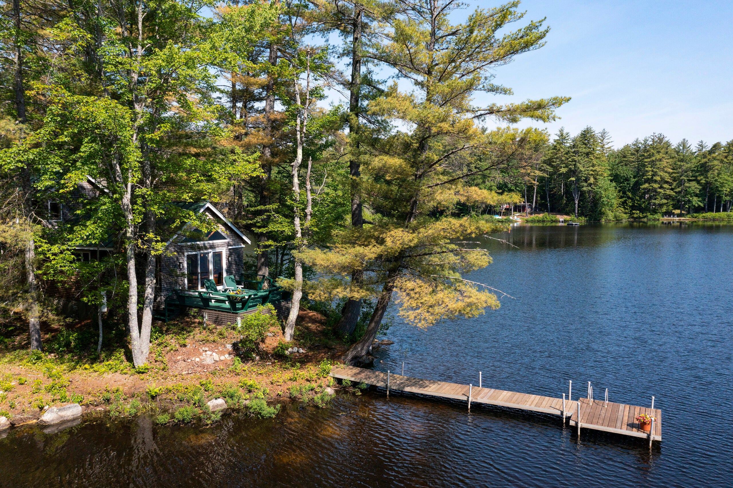 320-village-road-wilmot-nh-dock  N.H.