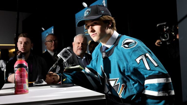 No. 1 Pick Macklin Celebrini Signs With Sharks