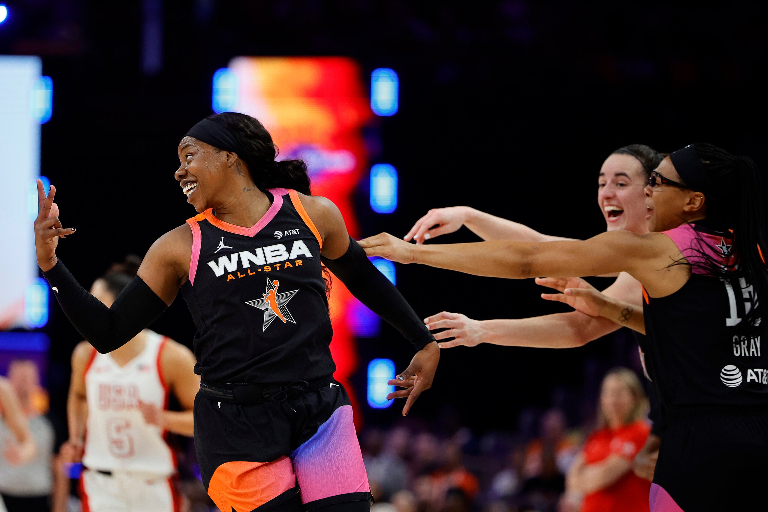 Ogunbowale leads Team WNBA to All-Star game win vs. Team USA