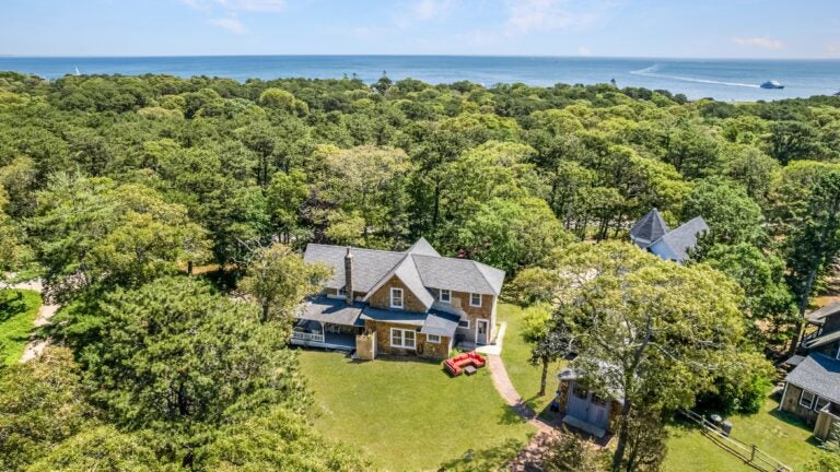 Home of the Week: A 4-bedroom getaway 0n Martha&rsquo;s Vineyard