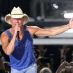 Kenny Chesney performs.