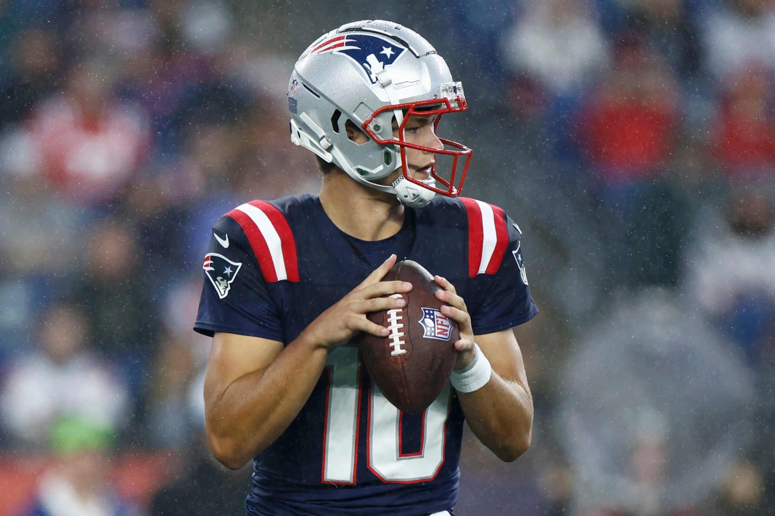 Finn Pair of Patriots' QBs with zip in their arms is exciting