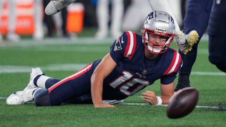 Mayo won’t let the Patriots’ O-Line stop Maye from securing a starting position