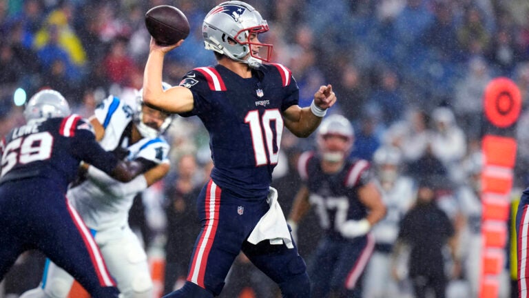 Drake Maye makes QB debut as Patriots beat Panthers 17-3