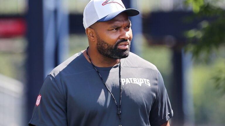 Jerod Mayo used a Bill Belichick line to swat down Aiyuk questions