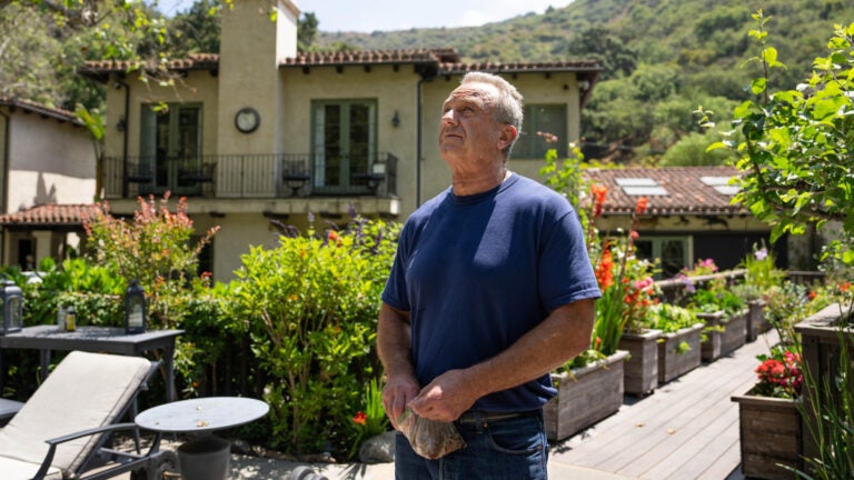 Robert F. Kennedy Jr.’s daughter recounted the story about her father and the whale in a magazine article that recently resurfaced.