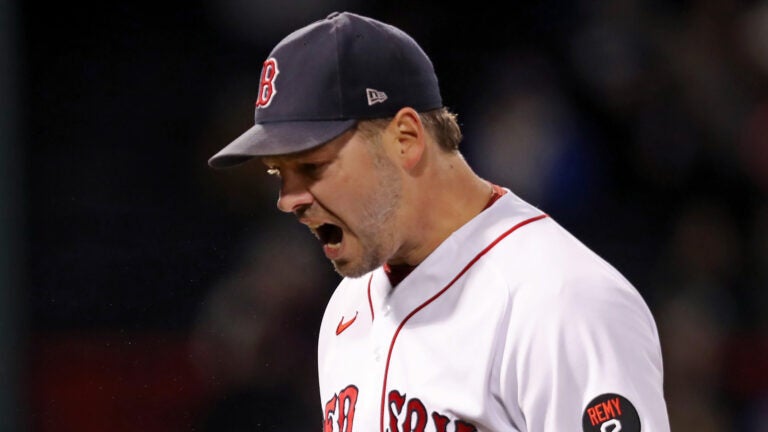 Red Sox are reportedly close to signing 44-year-old Rich Hill