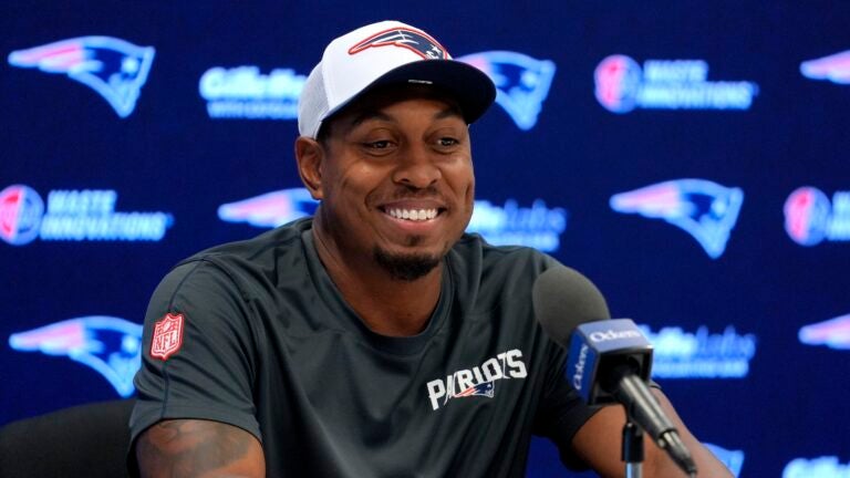 How new Patriots DC DeMarcus Covington prepared to call plays How new Patriots DC DeMarcus Covington prepared to call plays