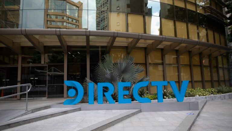 The DirectTV logo identifies the company's headquarters in Caracas, Venezuela.