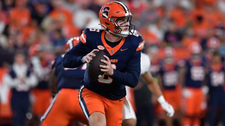 Kyle McCord throws for 4 touchdowns, Syracuse defeats Holy Cross 42-14