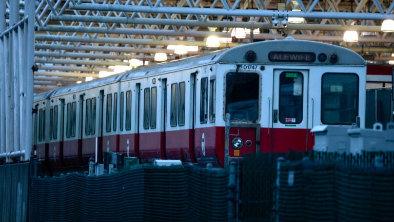 Parts of Red Line, Commuter Rail to suspend service in September