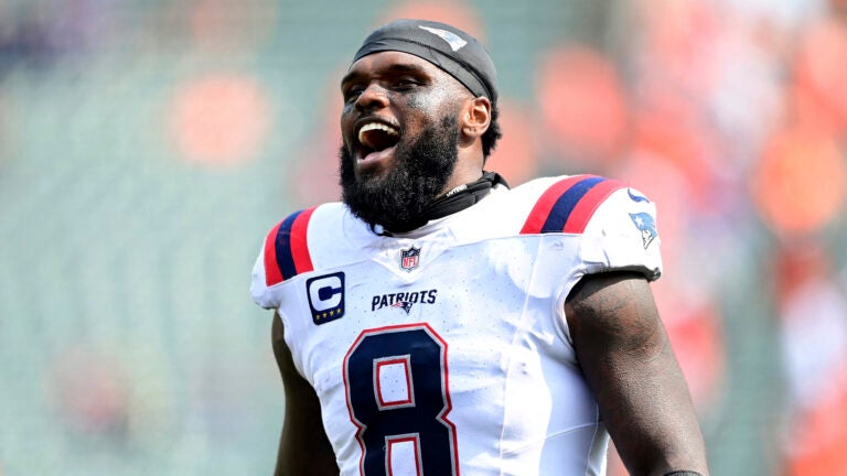 Patriots LB Ja'Whaun Bentley reportedly out for year with torn pec