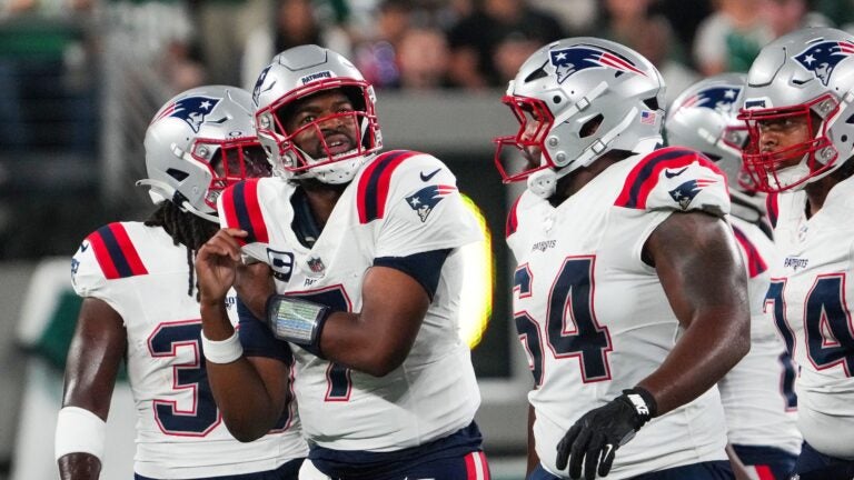 What experts are predicting for Sunday’s Patriots-49ers game