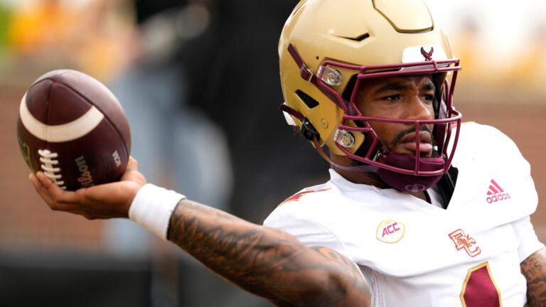 Boston College football unravels in the fourth quarter, loses to Virginia, 24-14