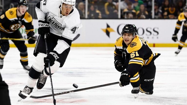 Takeaways: Poitras impresses as Bruins grind to OT win over Kings