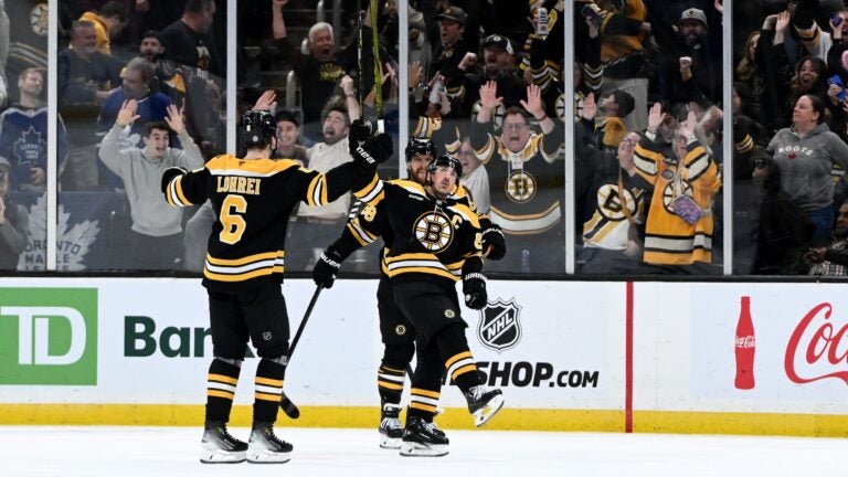 Marchand breaks through at a crucial time for the desperate Bruins