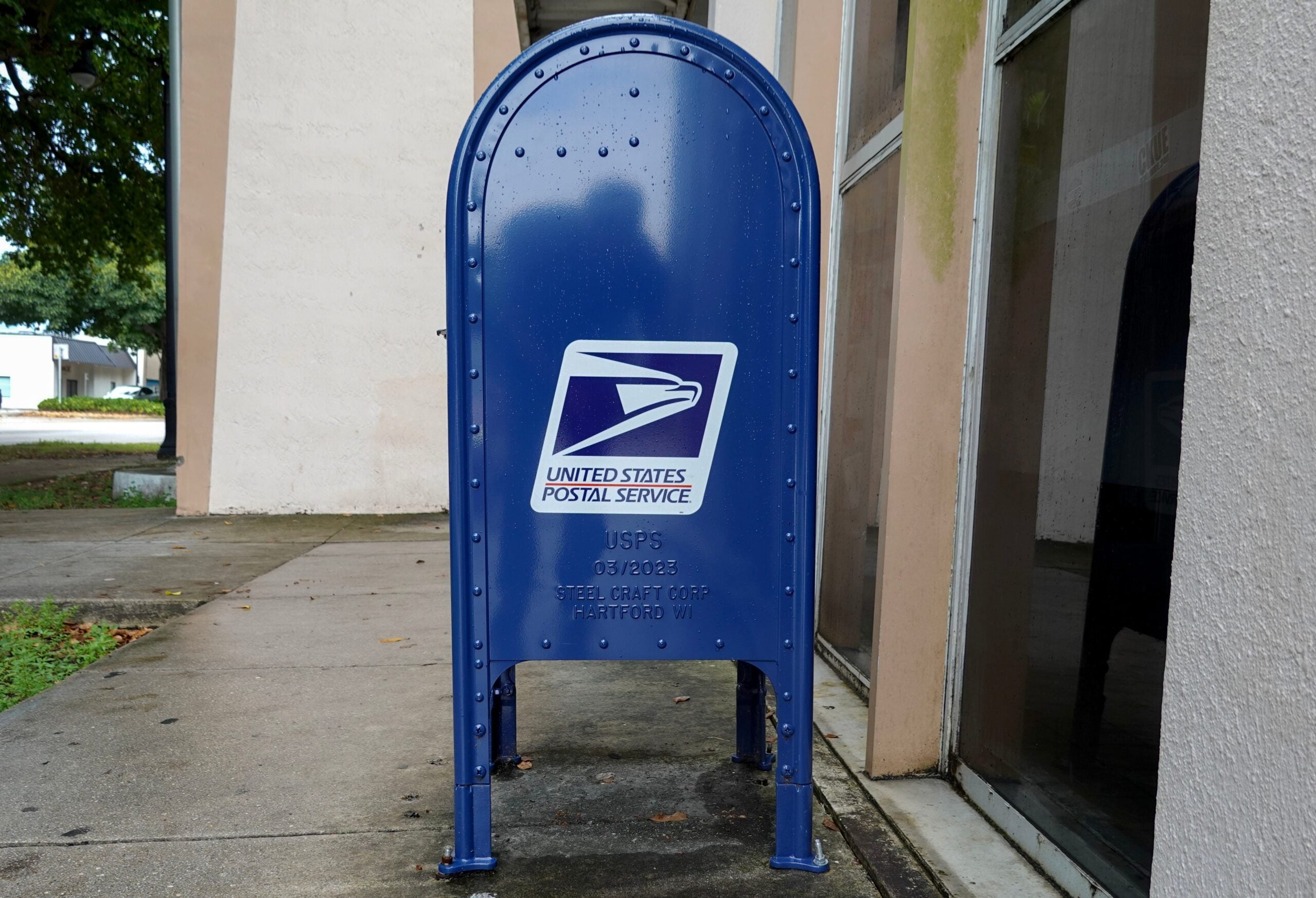 Ex-Mass. postal worker pleads guilty to stealing mail, money orders
