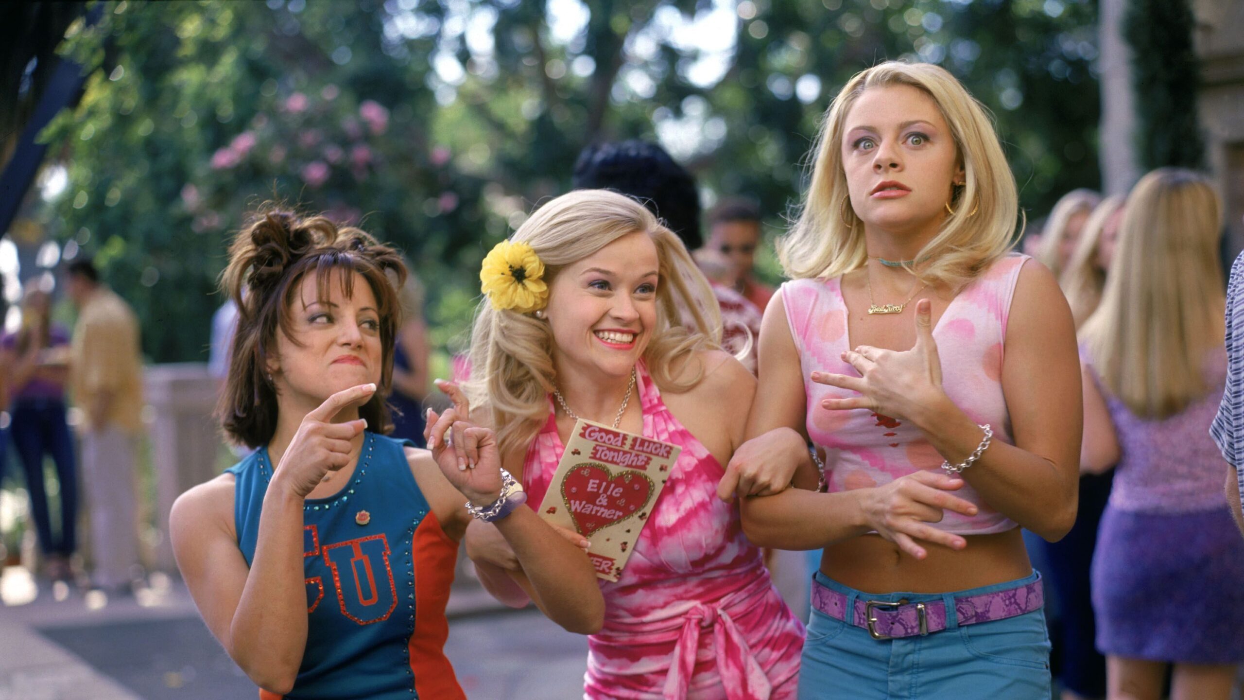 Reese Witherspoon, Alanna Ubach, and Jessica Cauffiel in 