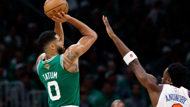 Jayson Tatum catches fire as the Celtics cheer on the Knicks on opening night