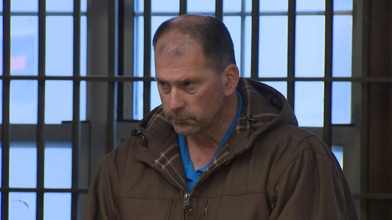 Former Winthrop police lt. pleads guilty to child sex abuse charges