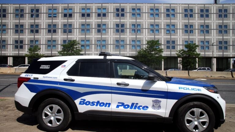 Judge tosses ordinance limiting tear gas, rubber bullet use by Boston police