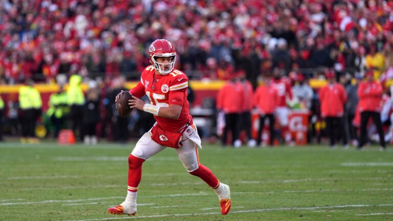 Patrick Mahomes Chiefs Christmas