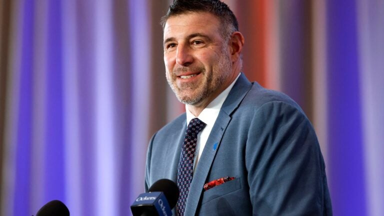 What Mike Vrabel said about his plan for developing Drake Maye