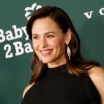Jennifer Garner will star in the Peacock limited series "The Five-Star Weekend," based on the Nantucket-set novel of the same name by Elin Hilderbrand.