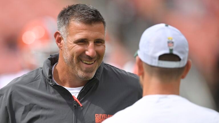 Watch live: Patriots introduce Mike Vrabel as head coach