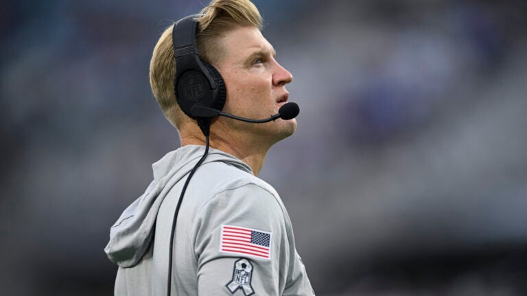 Here's why Josh McCown won't come to the Patriots as an offensive coordinator